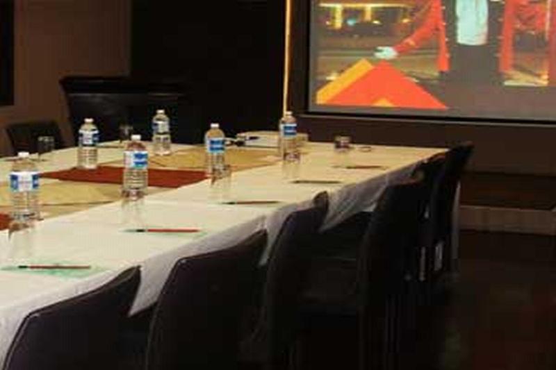 Hotel Siesta Hinjewadi Pune Exterior photo